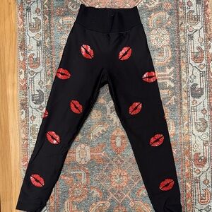 Ultracor Black Leggings with Red Lip Design